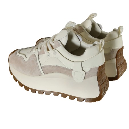 women court shoes