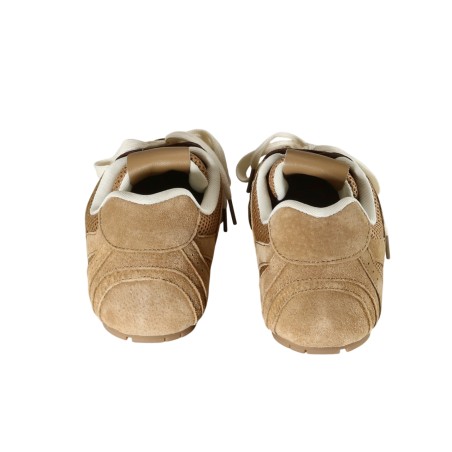 women court shoes
