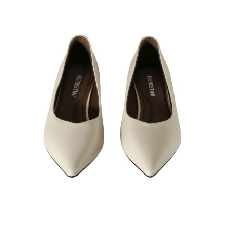 women court shoes