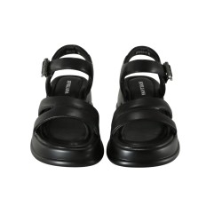 Women sandals