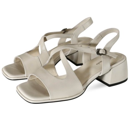 Women sandals