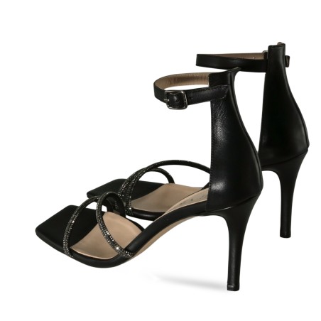 Women sandals