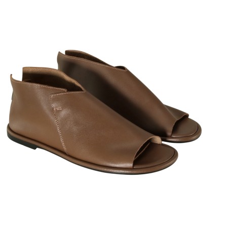 women leisure shoes