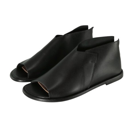 women leisure shoes