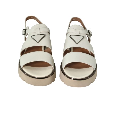 Women sandals
