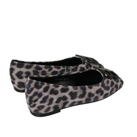 women court shoes