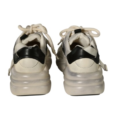 women court shoes