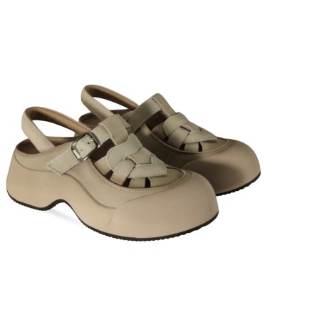 women leisure shoes