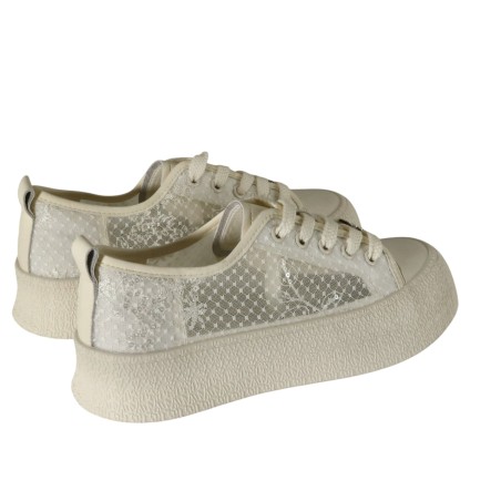 women leisure shoes