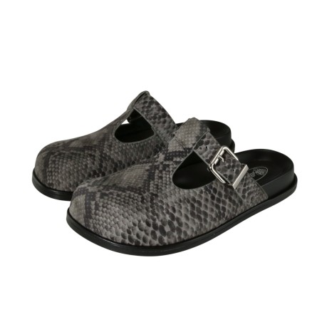 women leisure shoes