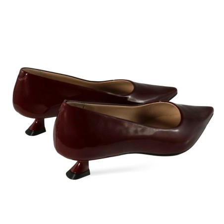 women court shoes