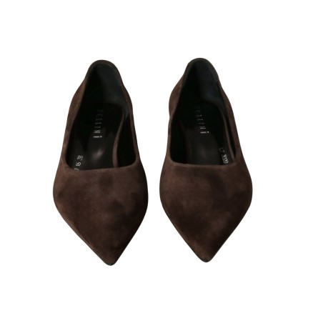 women court shoes