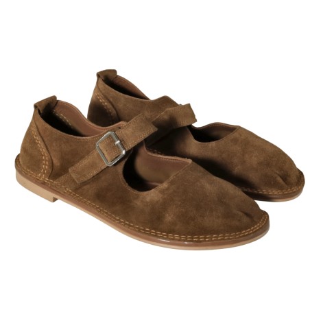 women leisure shoes