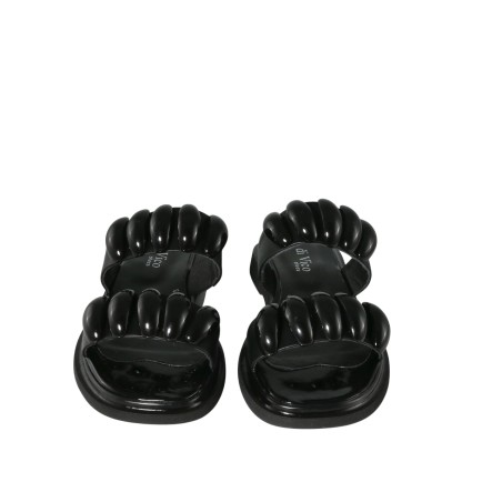 Women sandals