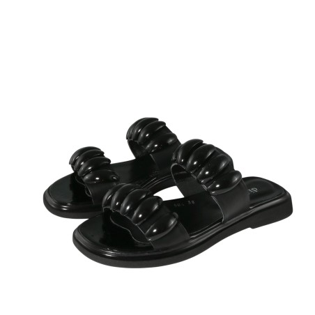 Women sandals