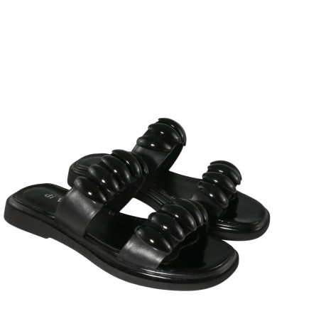 Women sandals