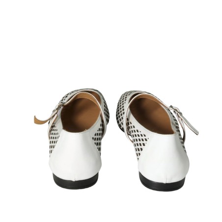 women leisure shoes