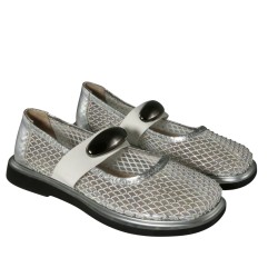 women leisure shoes