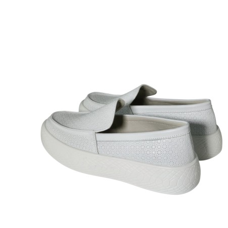 women leisure shoes