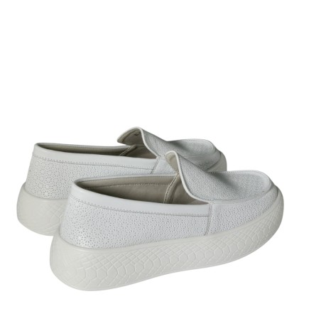 women leisure shoes