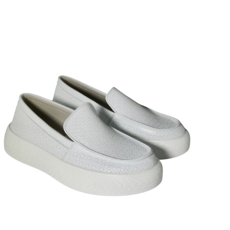 women leisure shoes