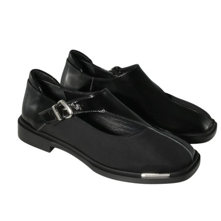 women court shoes