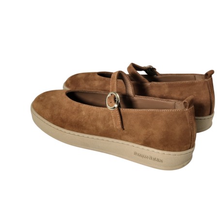 women court shoes