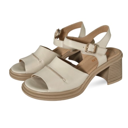Women sandals