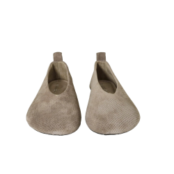 women leisure shoes