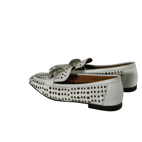 women leisure shoes