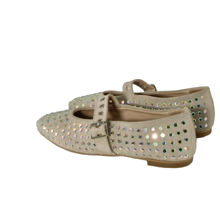 women leisure shoes