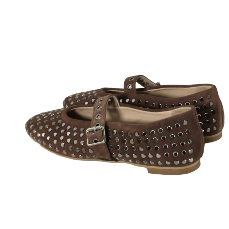 women leisure shoes