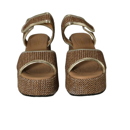 Women sandals
