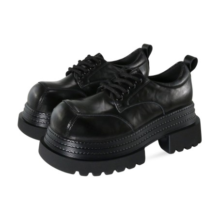 women court shoes