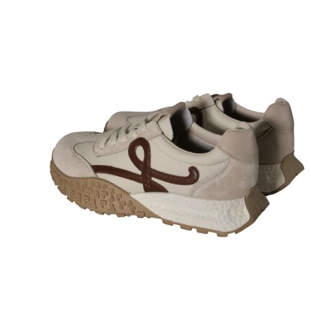 women court shoes