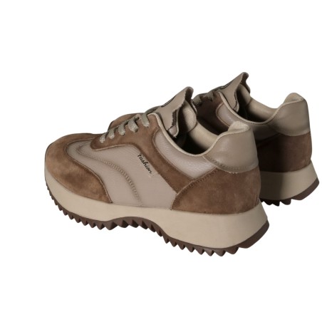 women court shoes