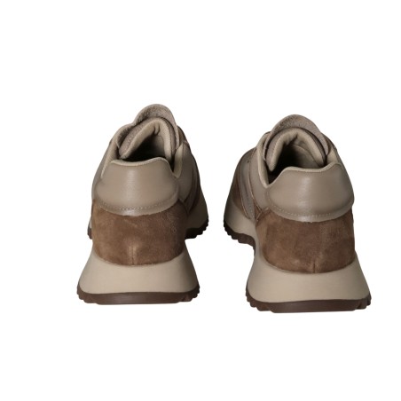 women court shoes
