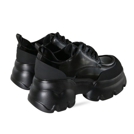 women court shoes