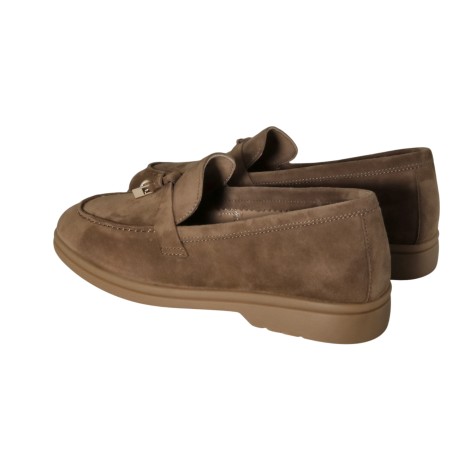 women court shoes