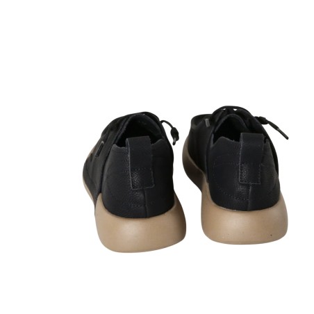 women court shoes