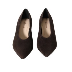 women court shoes