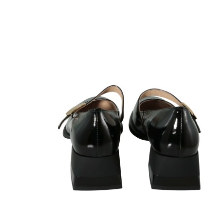 women court shoes