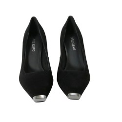 women court shoes