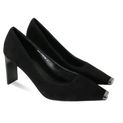 women court shoes