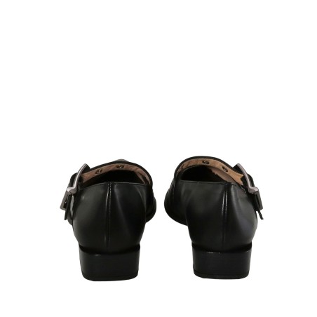women court shoes