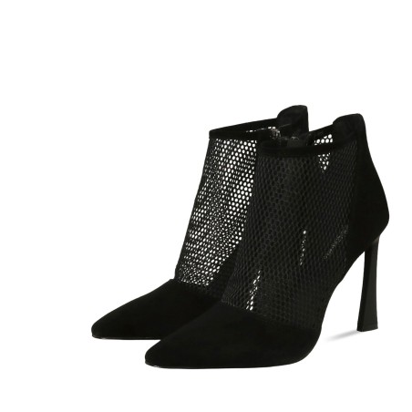 women court shoes