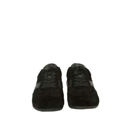 women court shoes