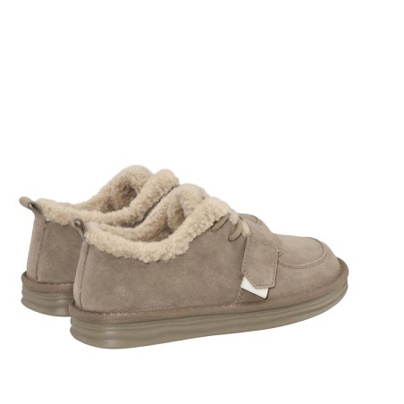 women leisure shoes