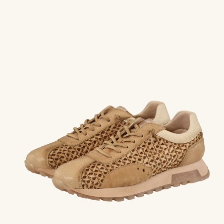 women leisure shoes