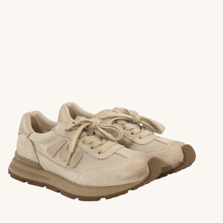 women leisure shoes
